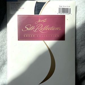 🖤1996 Hanes Silk Reflections Hosiery